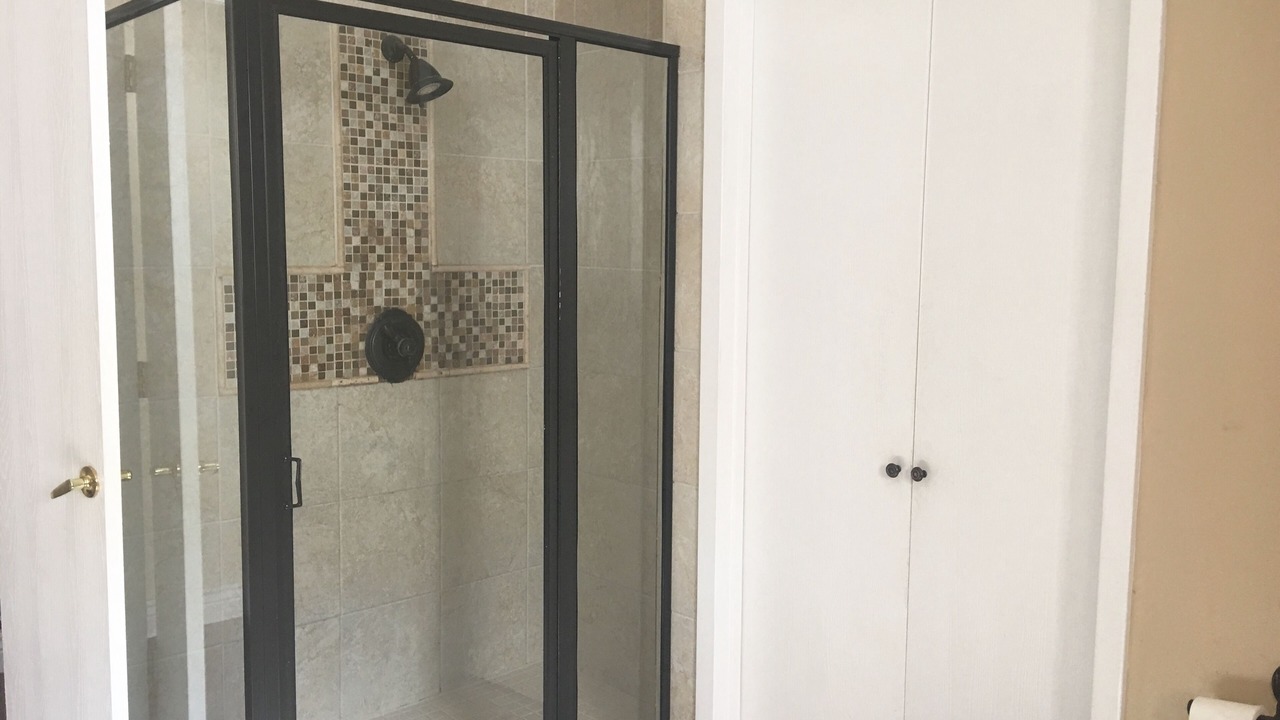 Photo of Bathroom in Benton