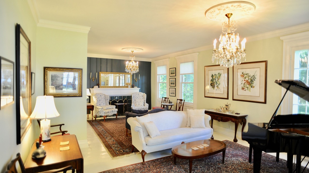 Photo of Livingroom in Cape Vincent