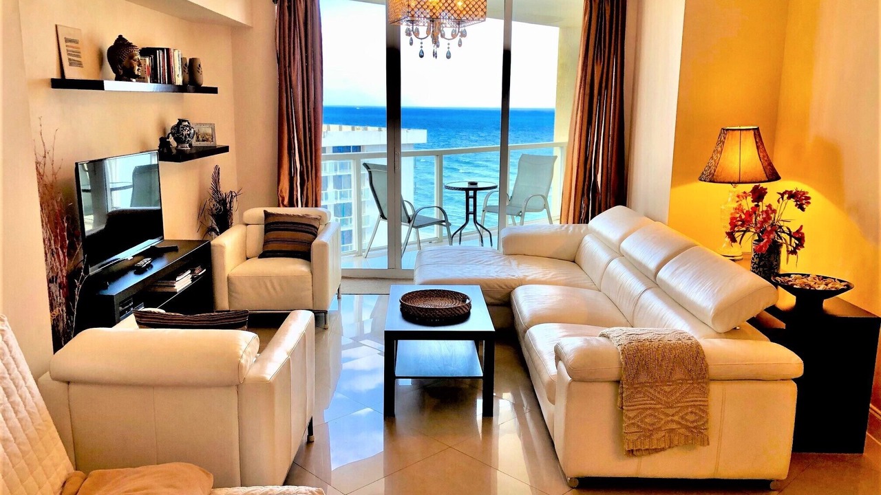 Photo of Livingroom in Sunny Isles Beach
