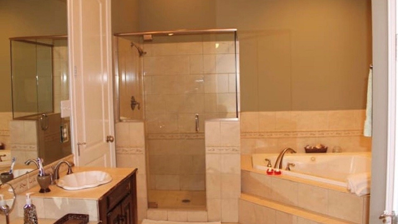 Photo of Bathroom in Bonnabel Place