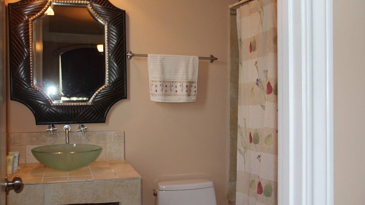 Photo of Bathroom in Bonnabel Place