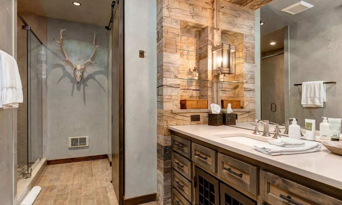 Photo of Bathroom in John Dodge