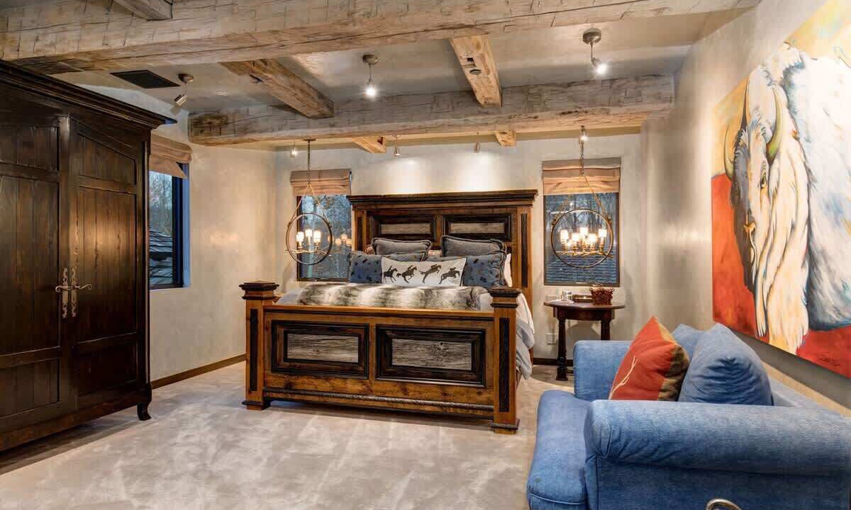 Photo of Bedroom in John Dodge