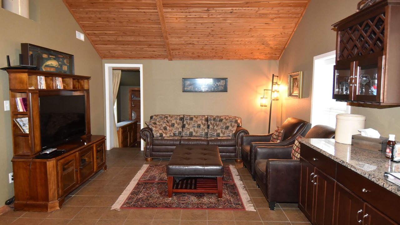 Photo of Livingroom in Camdenton