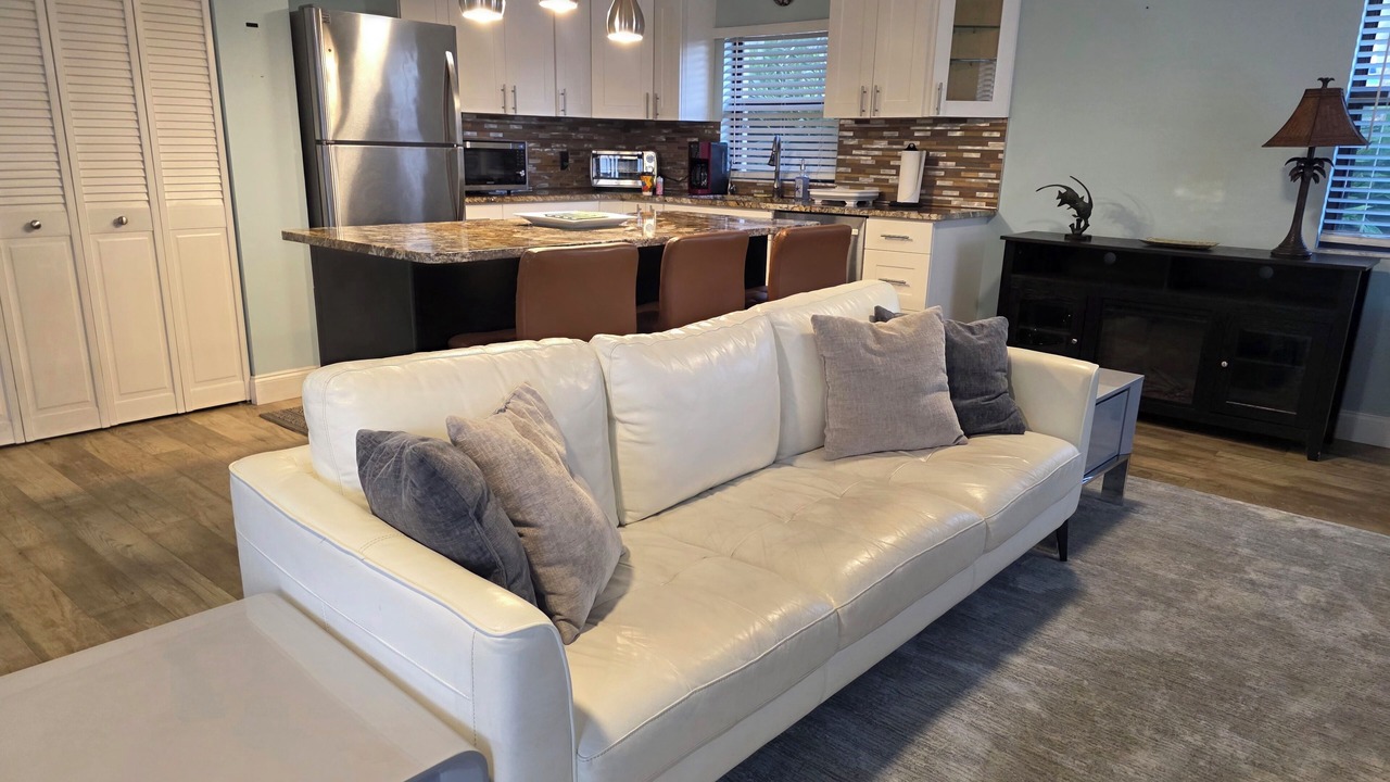 Photo of Livingroom in Lake Park