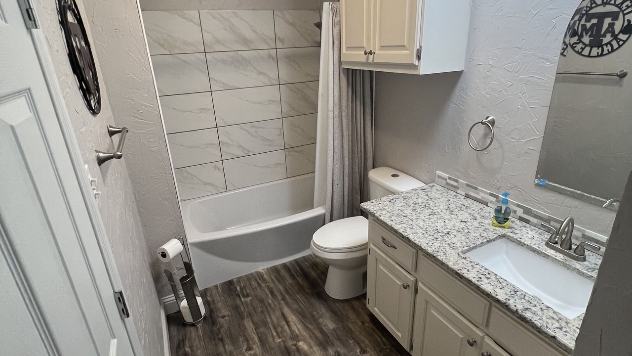 Photo of Bathroom in Granbury