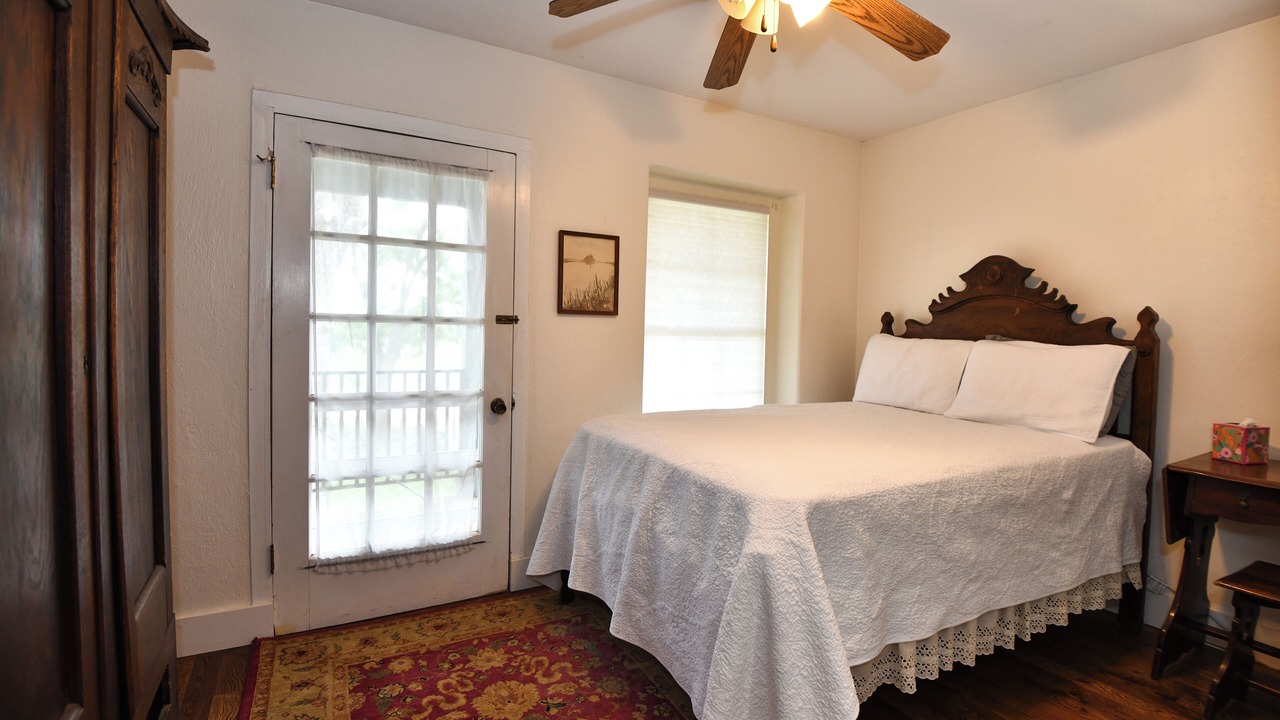 Photo of Bedroom in Utopia