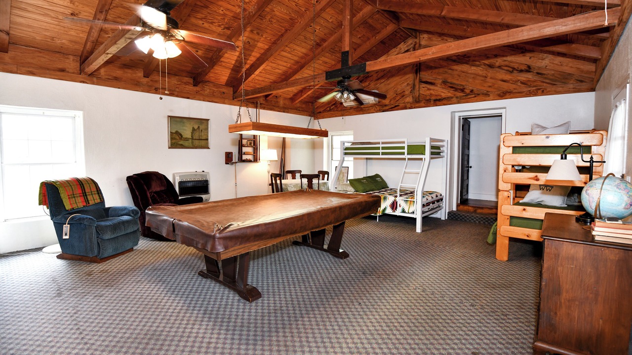 Photo of Bedroom in Utopia