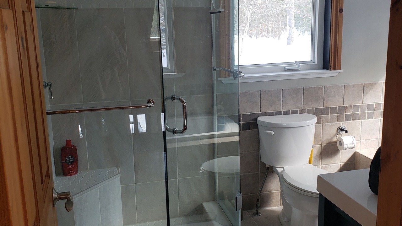 Photo of Bathroom in Georgian Bay