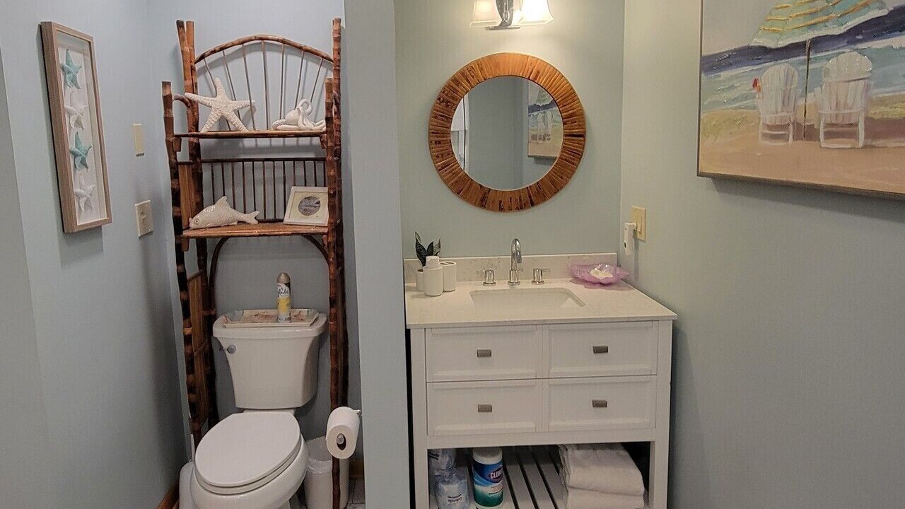 Photo of Bathroom in Ocean Hill