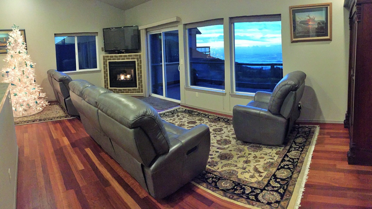 Photo of Livingroom in Agate Beach