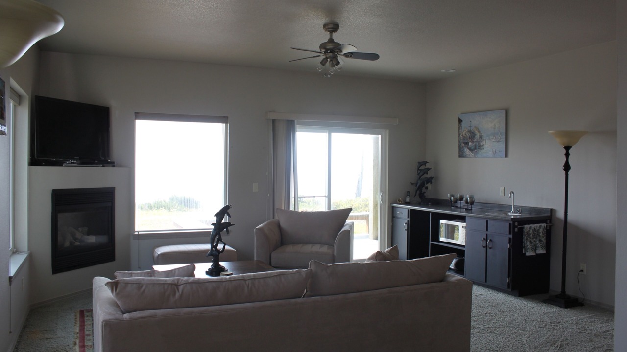 Photo of Livingroom in Agate Beach