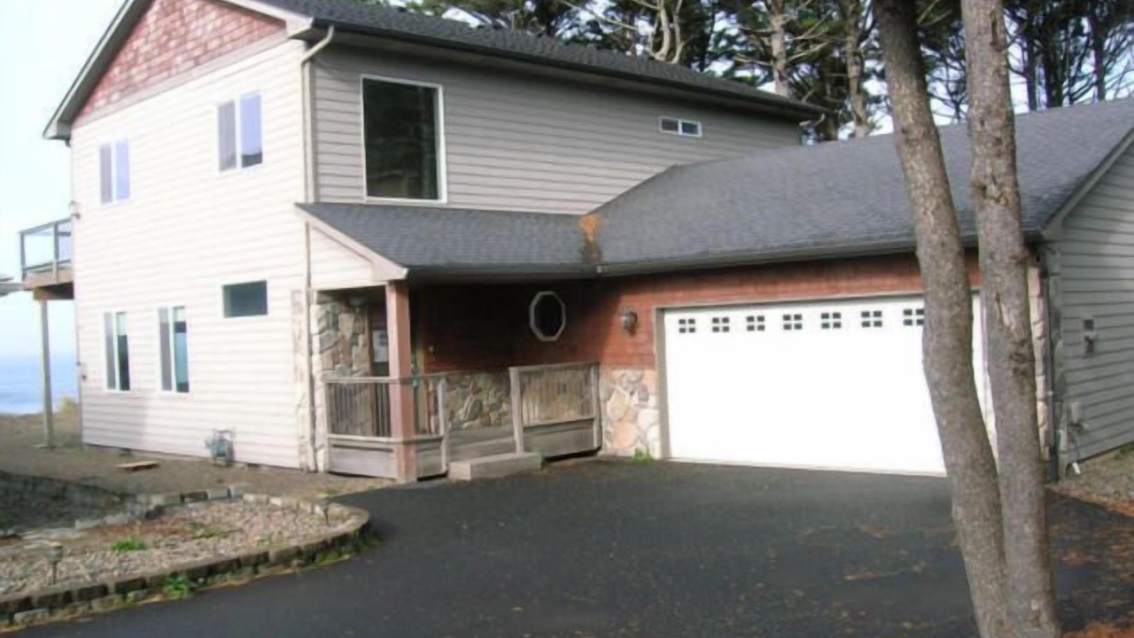 Photo of Others in Agate Beach