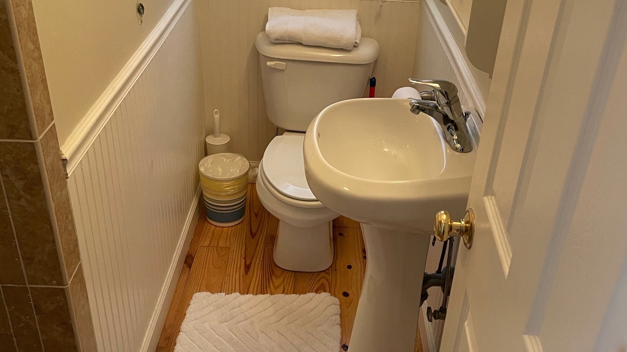 Photo of Bathroom in Saint Simons Island