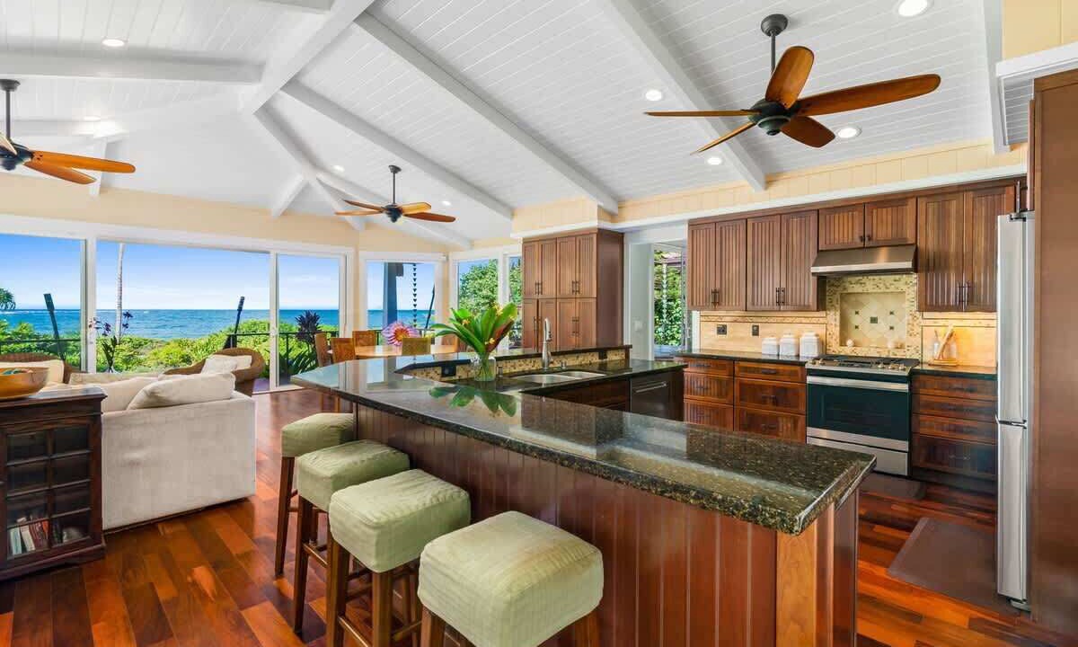 Photo of Kitchen in Anahola
