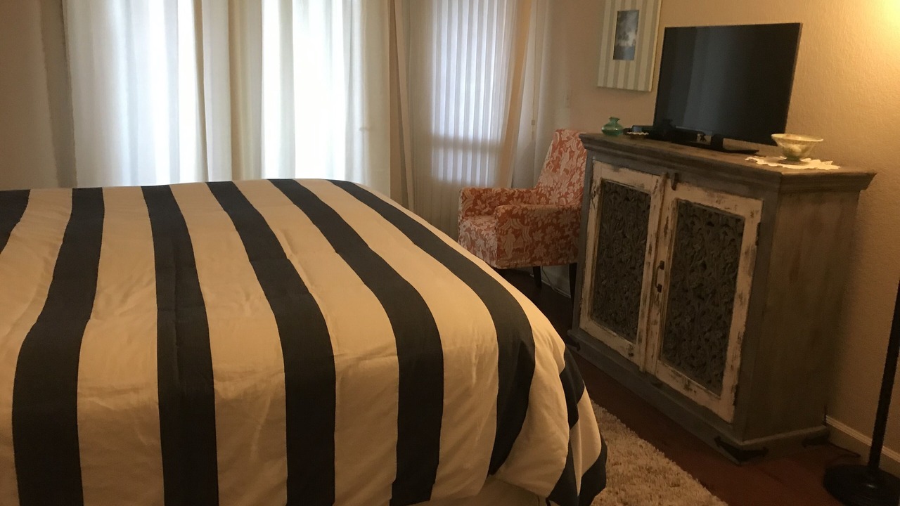 Photo of Bedroom in La Selva Beach