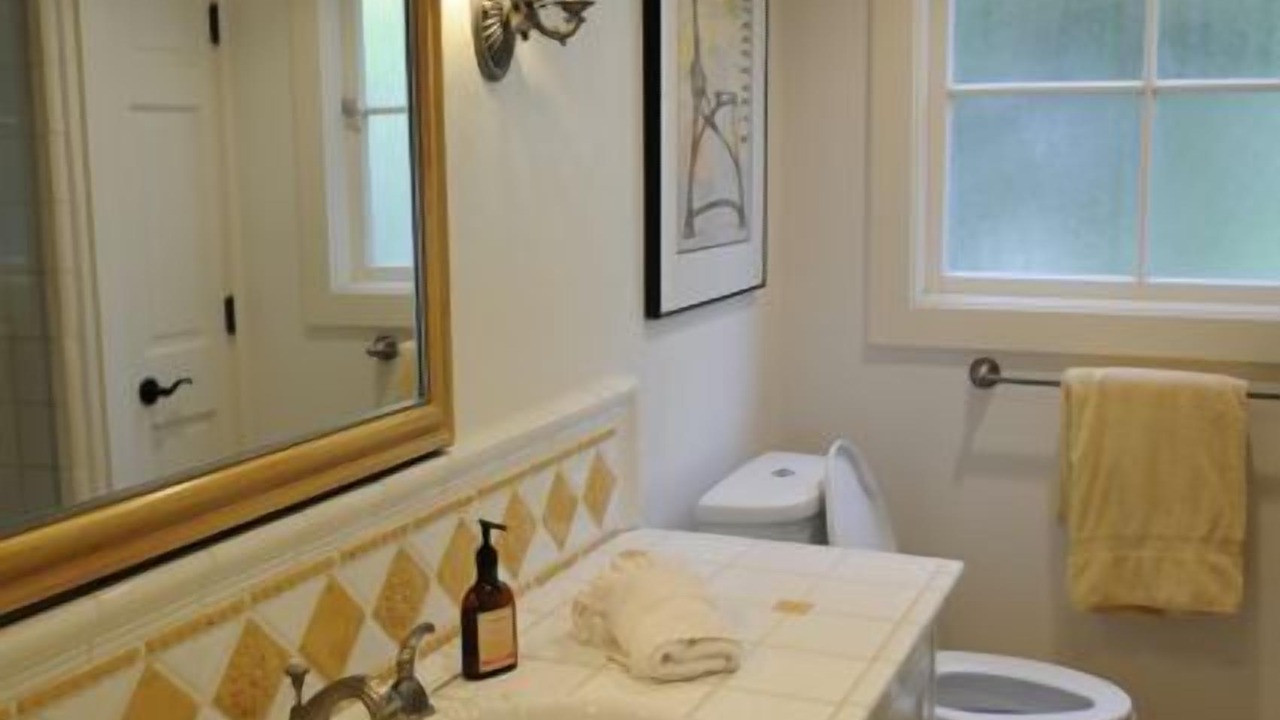 Photo of Bathroom in Carmel Point