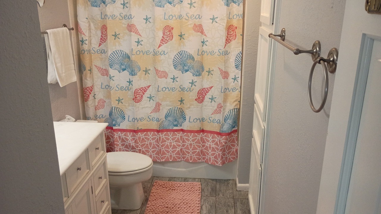Photo of Bathroom in Galveston