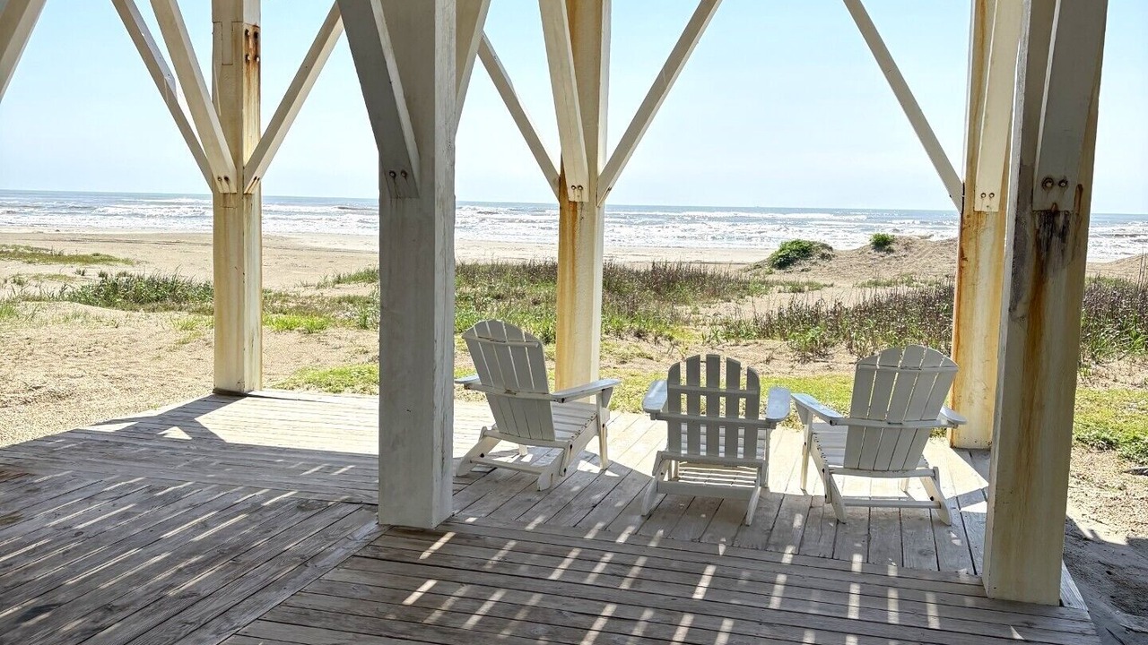 Photo of Others in Galveston