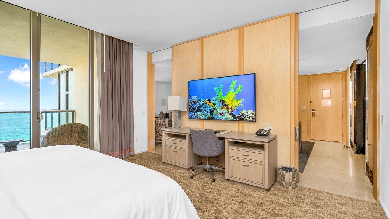 Photo of Bedroom in Bal Harbour