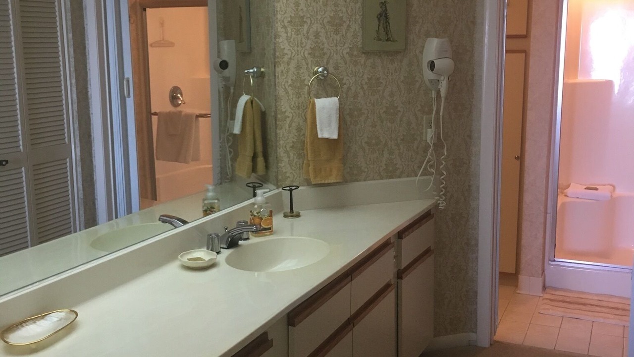 Photo of Bathroom in Crescent Beach