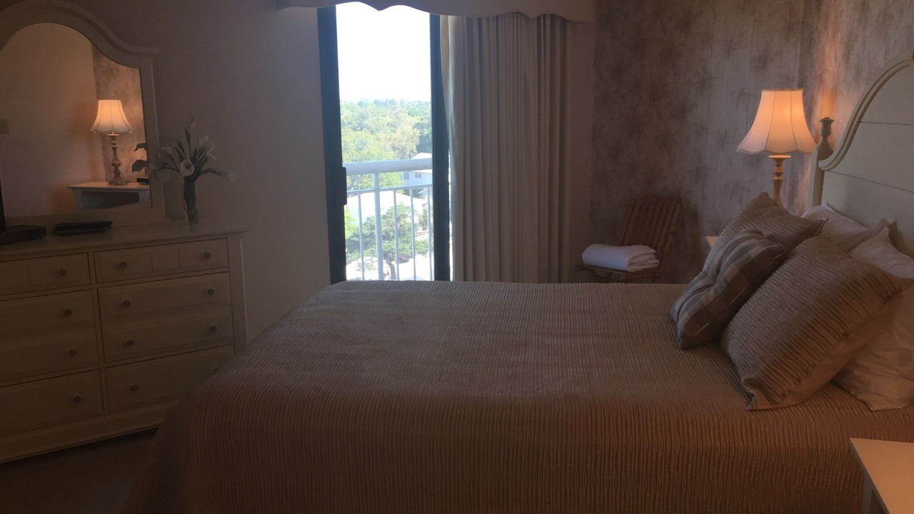 Photo of Bedroom in Crescent Beach