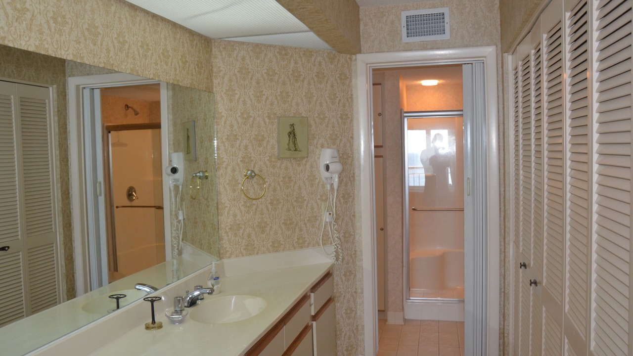 Photo of Bathroom in Crescent Beach