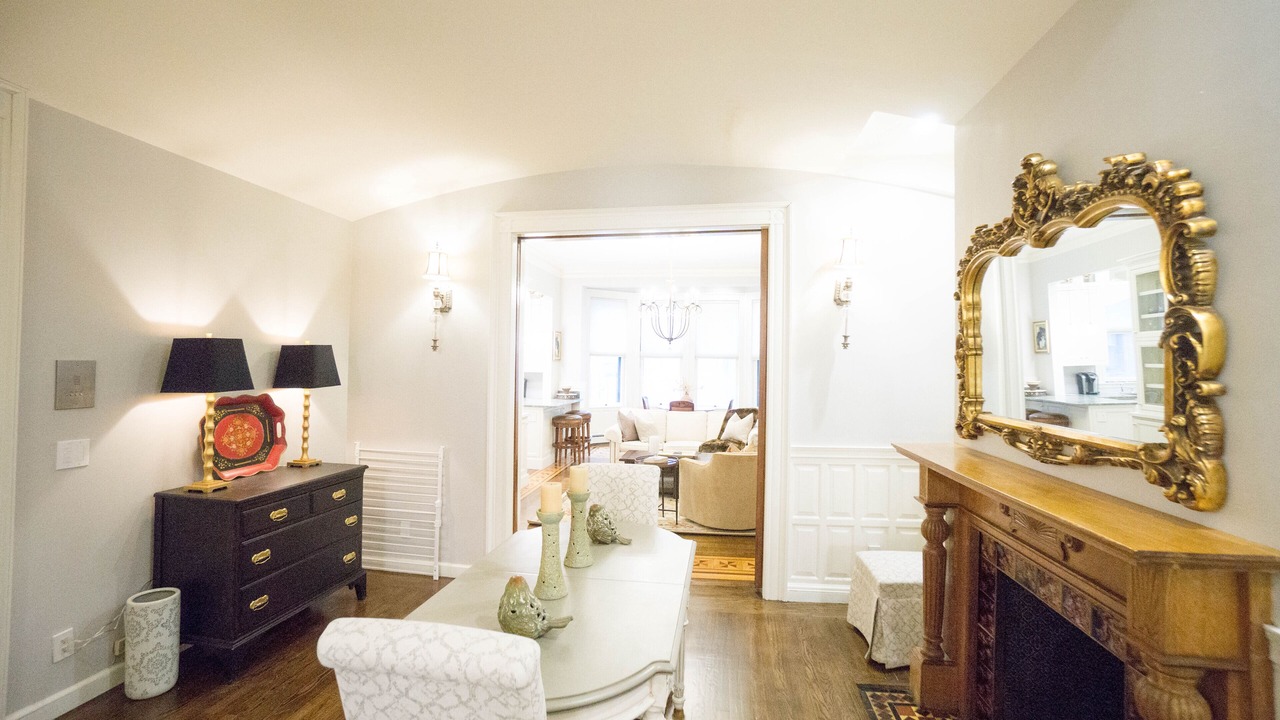 Photo of Livingroom in Back Bay West