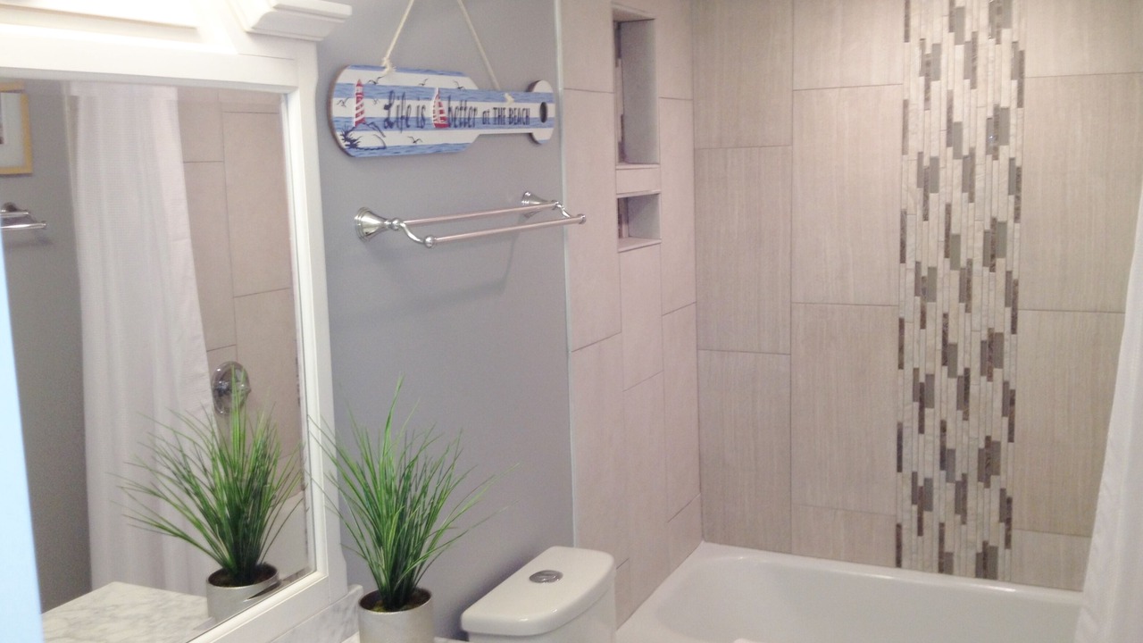Photo of Bathroom in Harbour Town