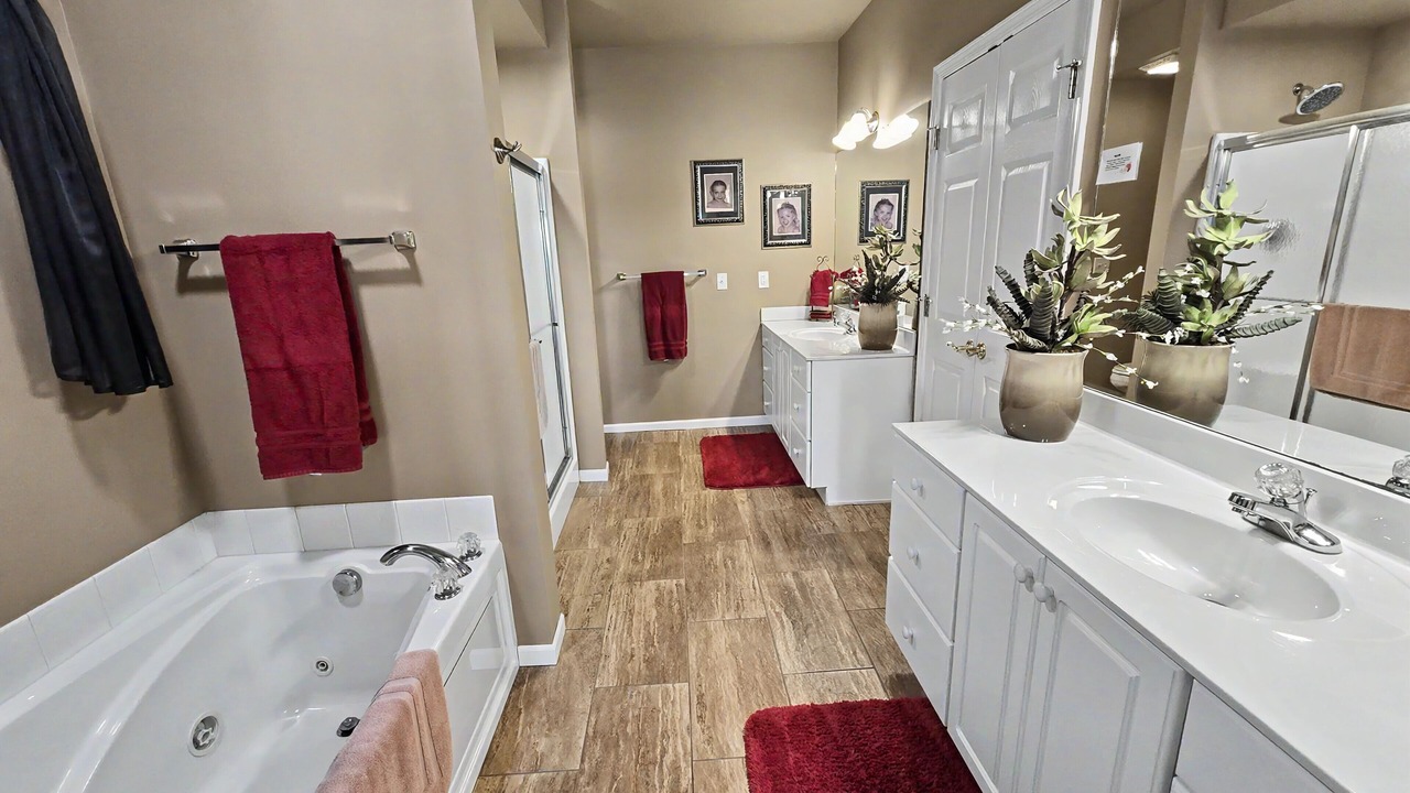 Photo of Bathroom in Lake Ozark