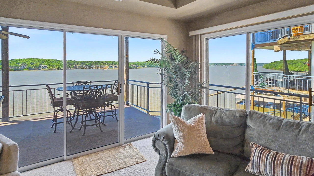 Photo of Livingroom in Lake Ozark