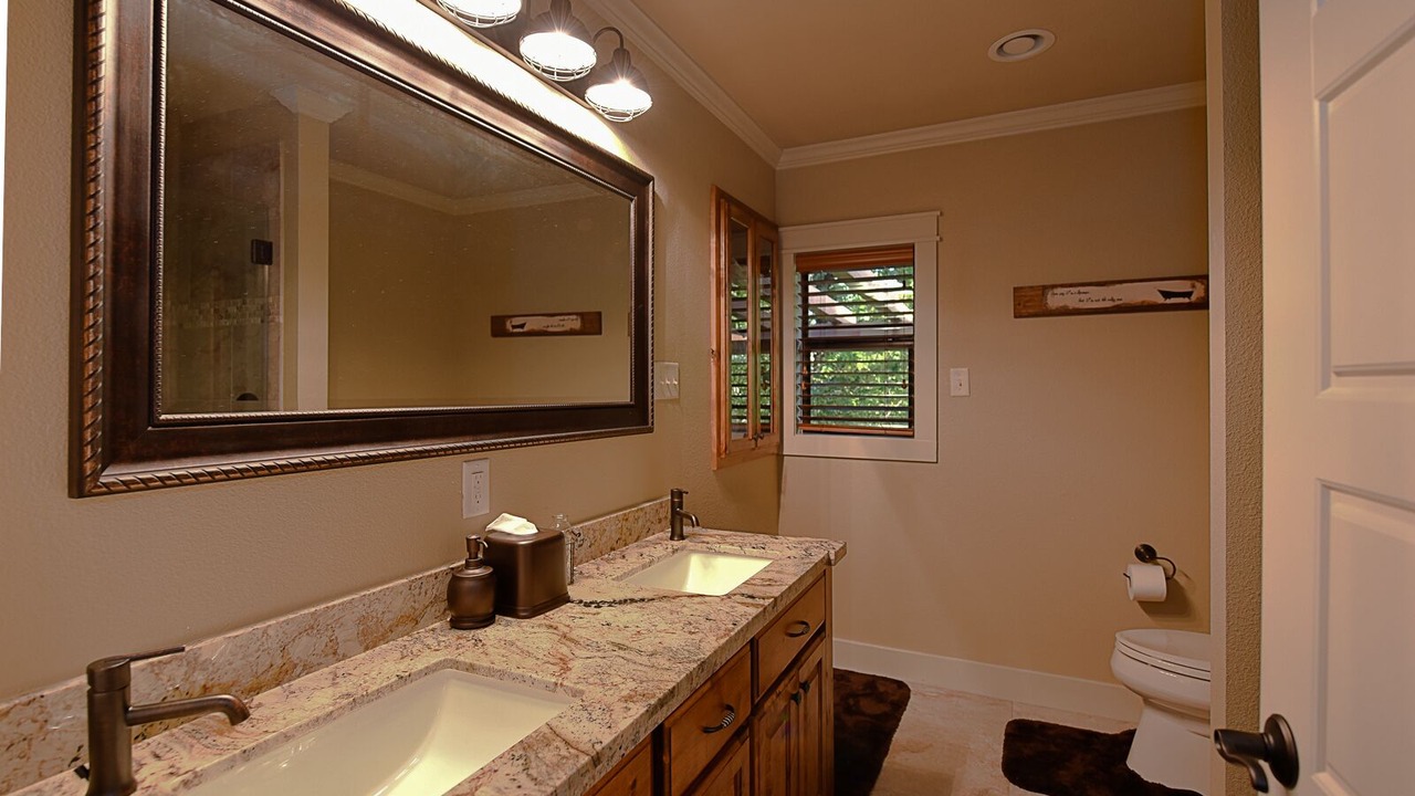 Photo of Bathroom in Wellborn