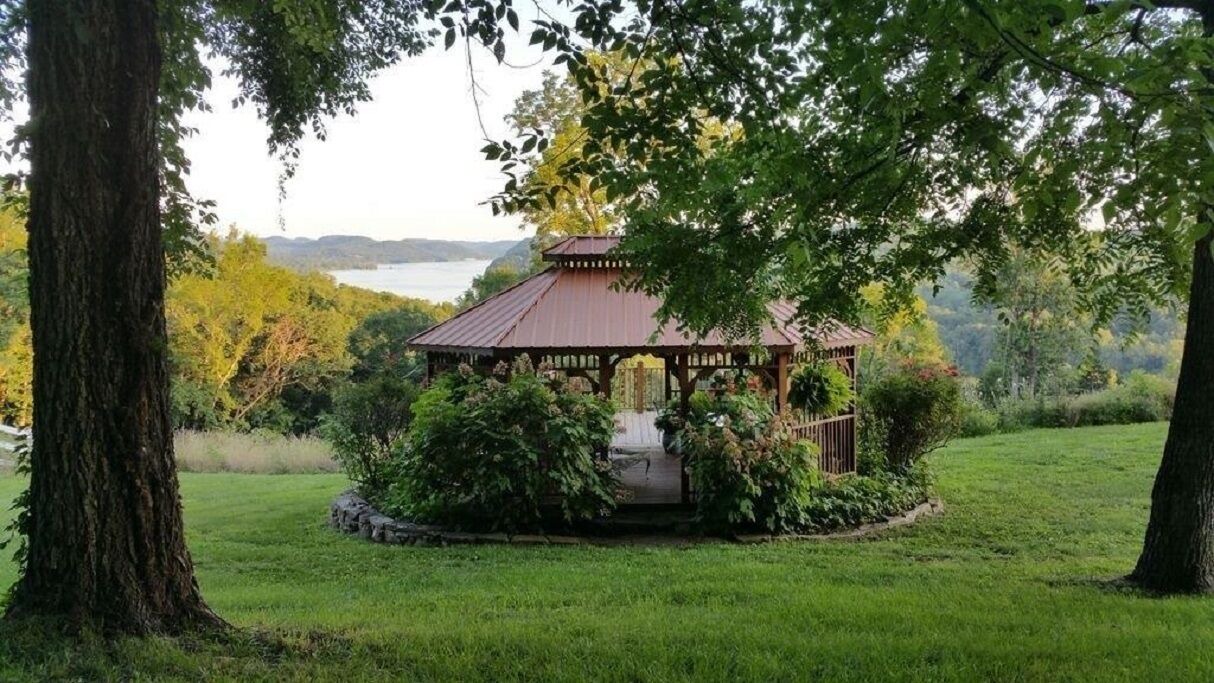 Photo of Outdoor in Chestnut Mound