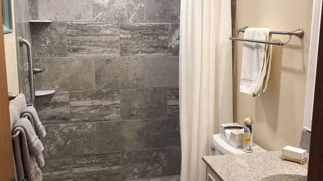 Photo of Bathroom in Frankfort