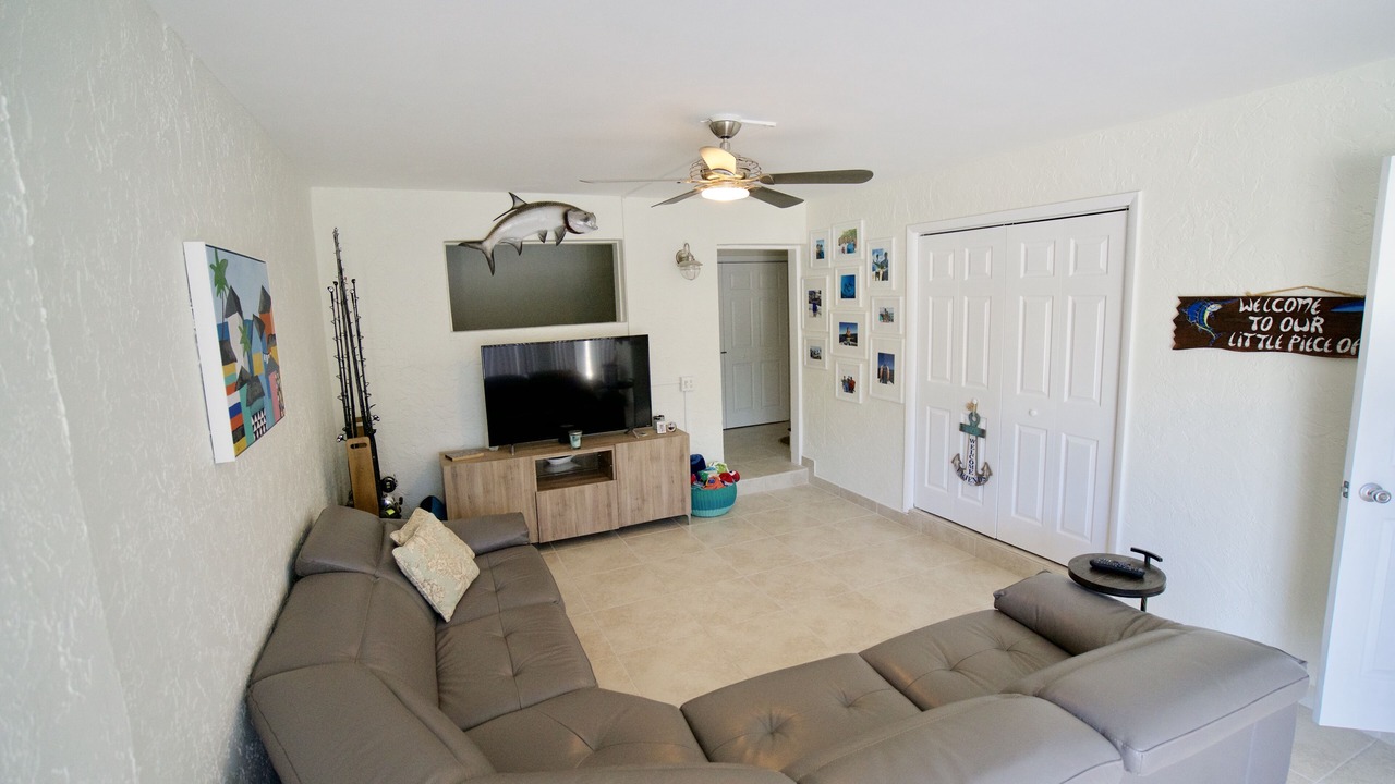 Photo of Livingroom in Key Largo