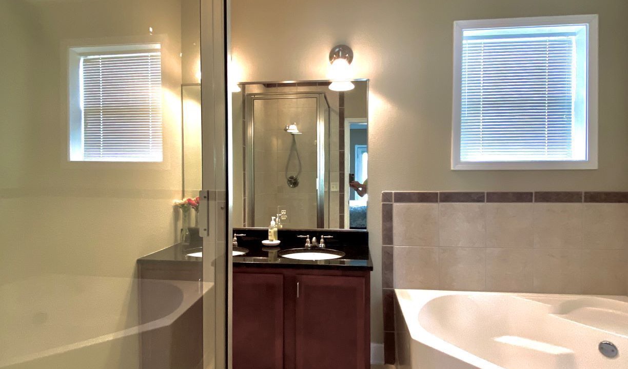 Photo of Bathroom in Bean Station