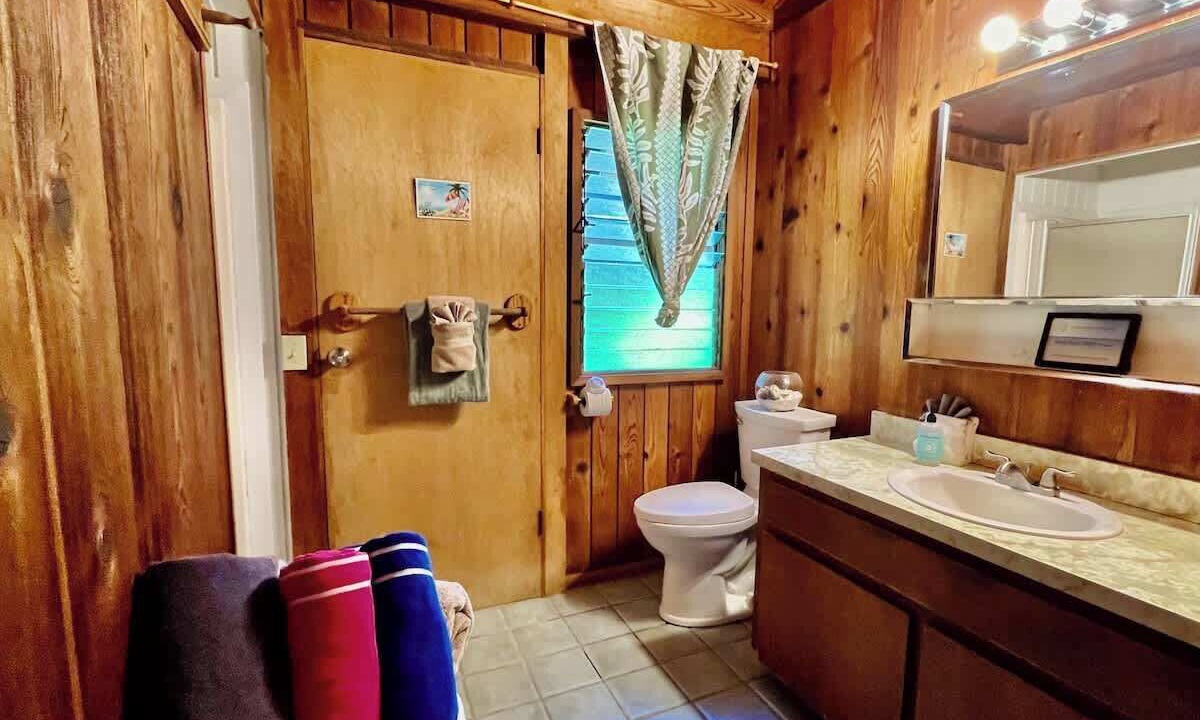 Photo of Bathroom in Puako