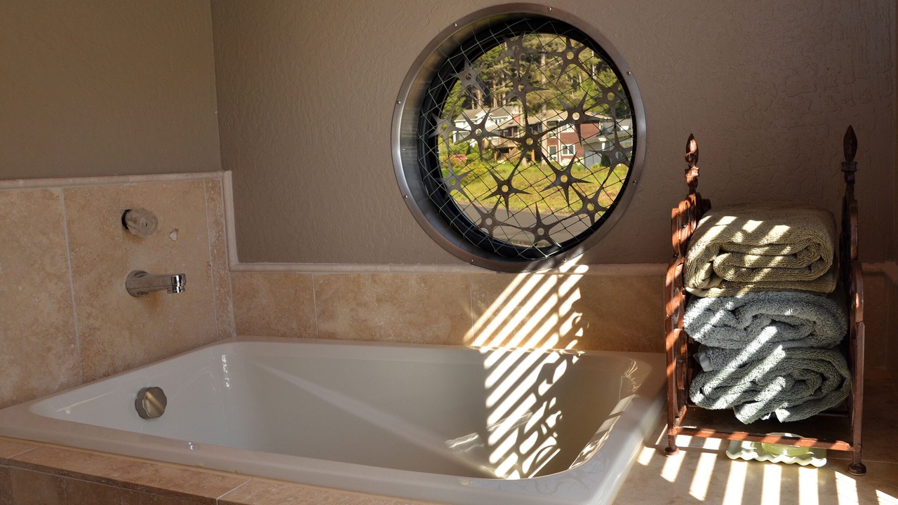 Photo of Bathroom in Arch Cape