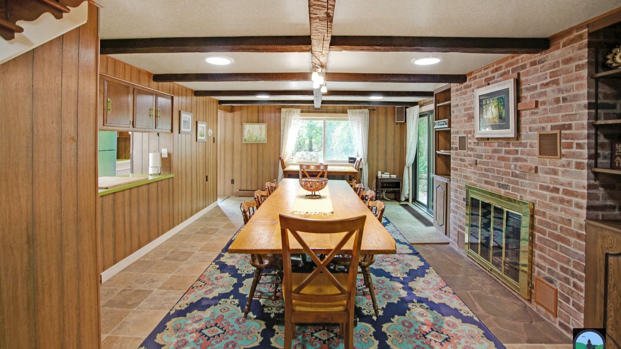 Photo of Livingroom in Gaines