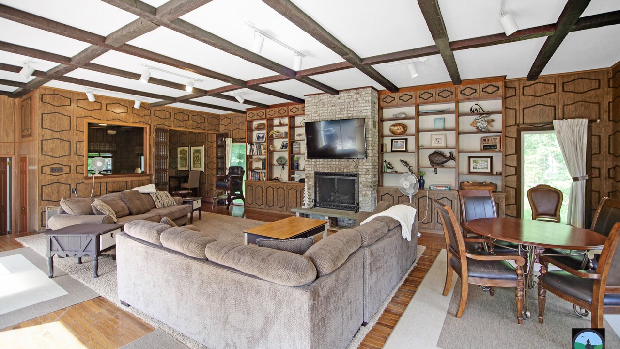 Photo of Bedroom in Gaines