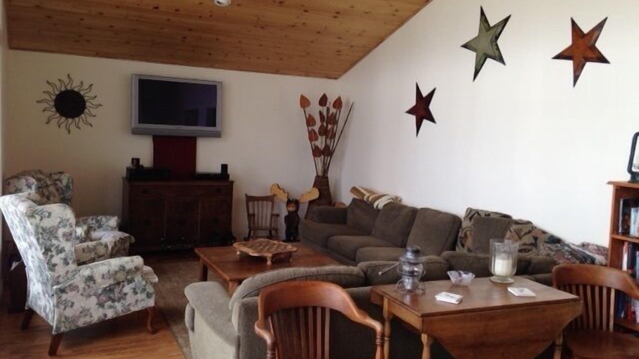 Photo of Livingroom in Frontenac