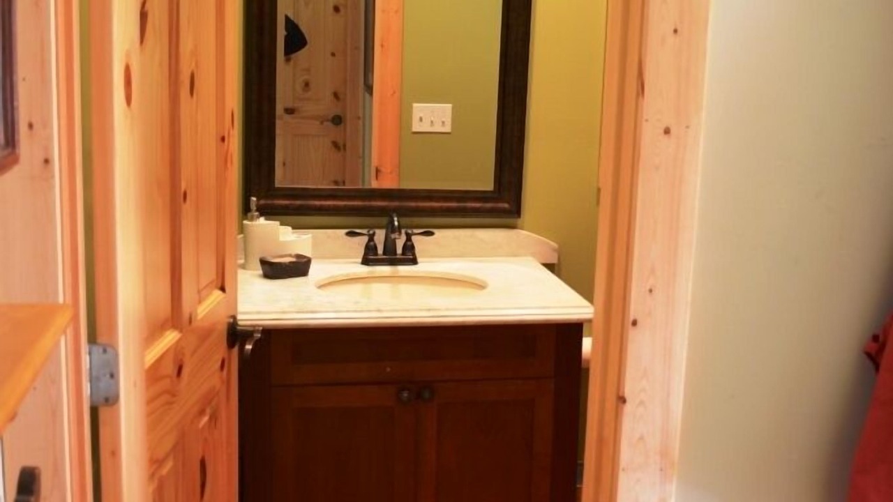 Photo of Bathroom in Skykomish