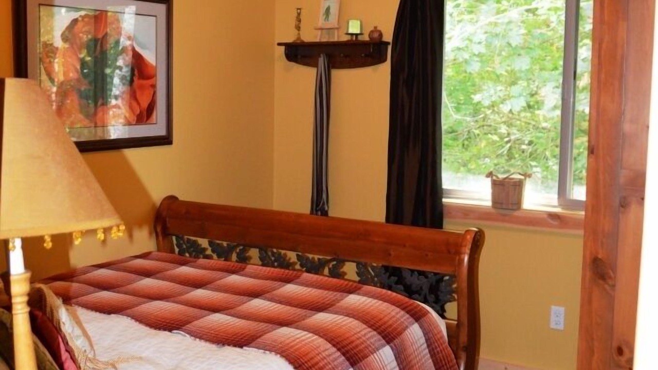 Photo of Bedroom in Skykomish