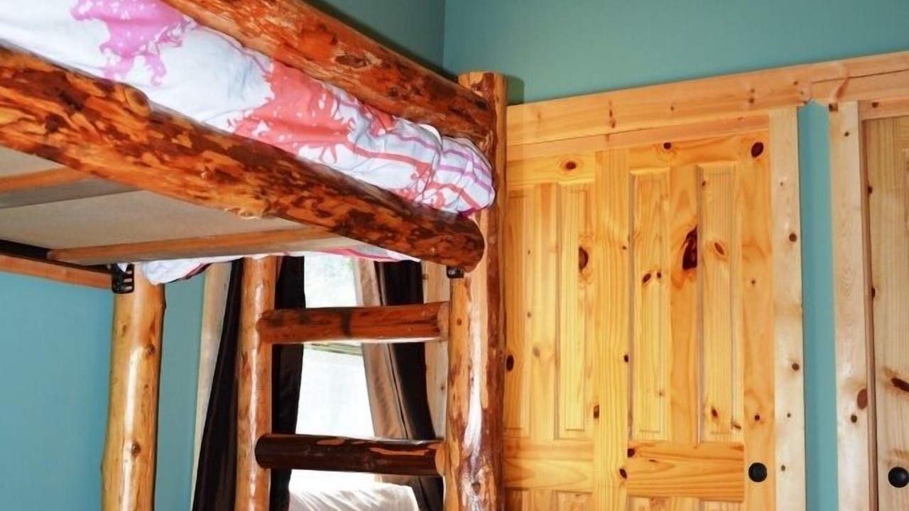 Photo of Bedroom in Skykomish