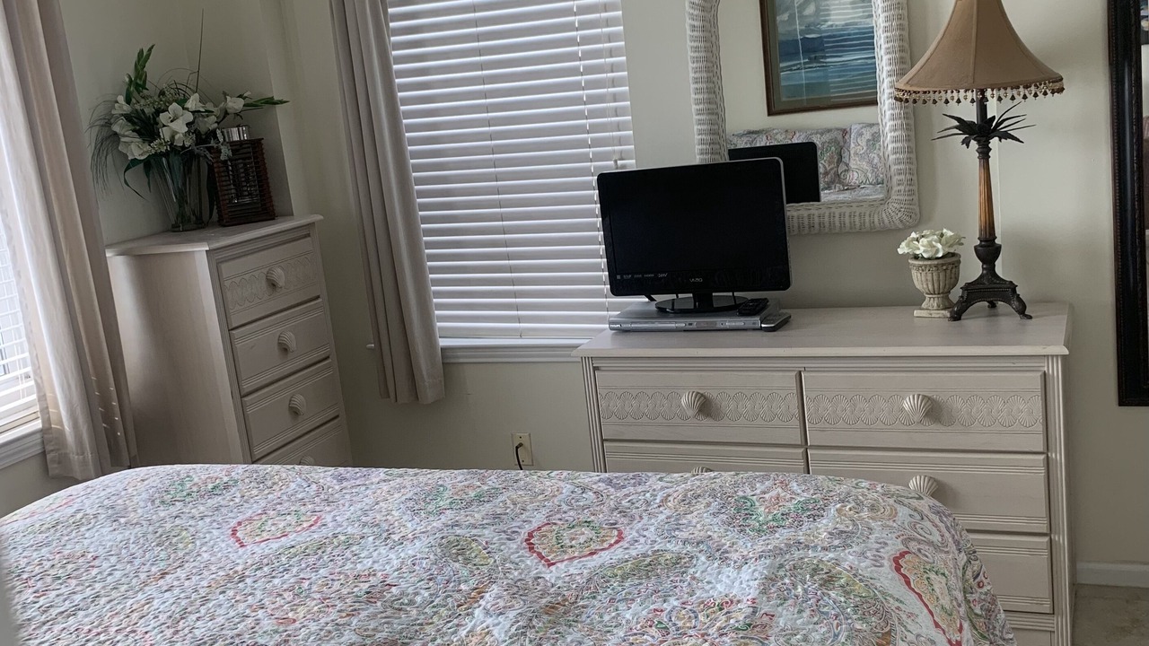Photo of Bedroom in Orange Beach