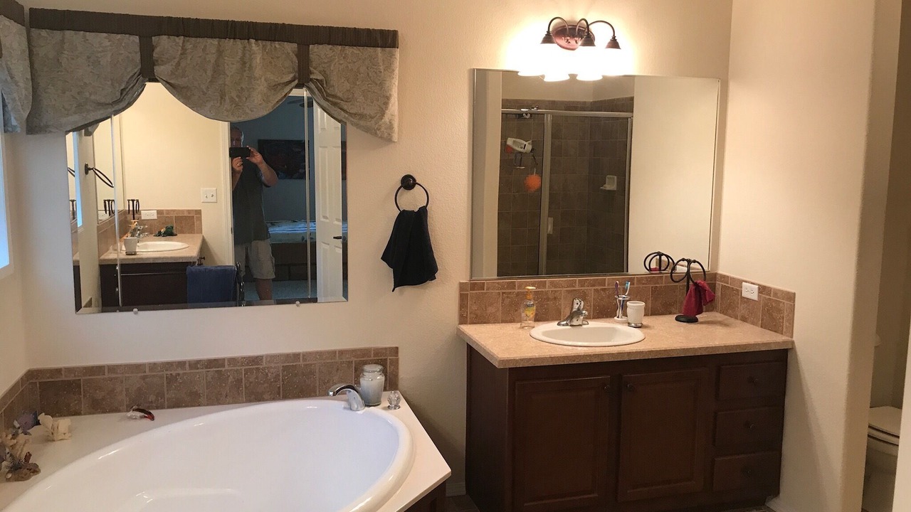 Photo of Bathroom in Enchanted Oaks