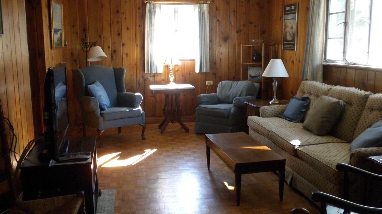 Photo of Livingroom in Weekapaug
