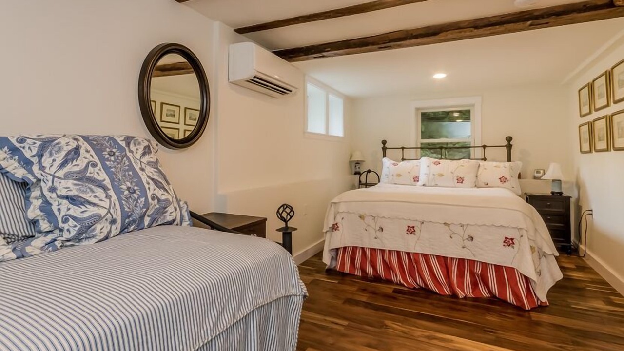 Photo of Others in Marblehead