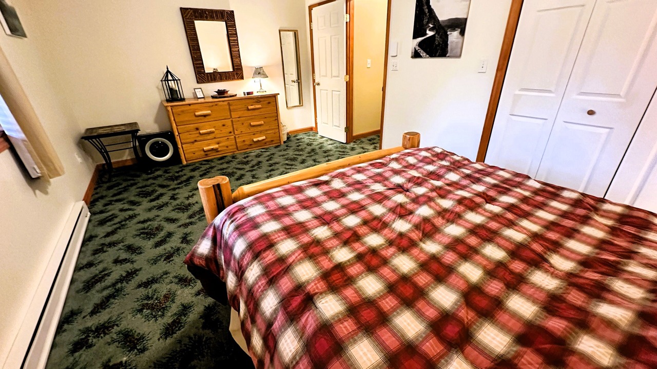 Photo of Bedroom in Lake Placid