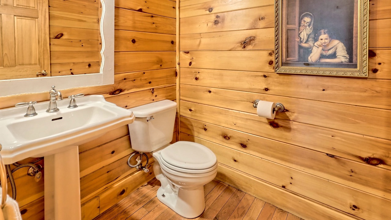 Photo of Bedroom in Blairsville